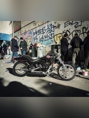 1999 Maisto Harley-Davidson Motorcycle FXSTB Night Train Model Die-Cast 1:18 Vin